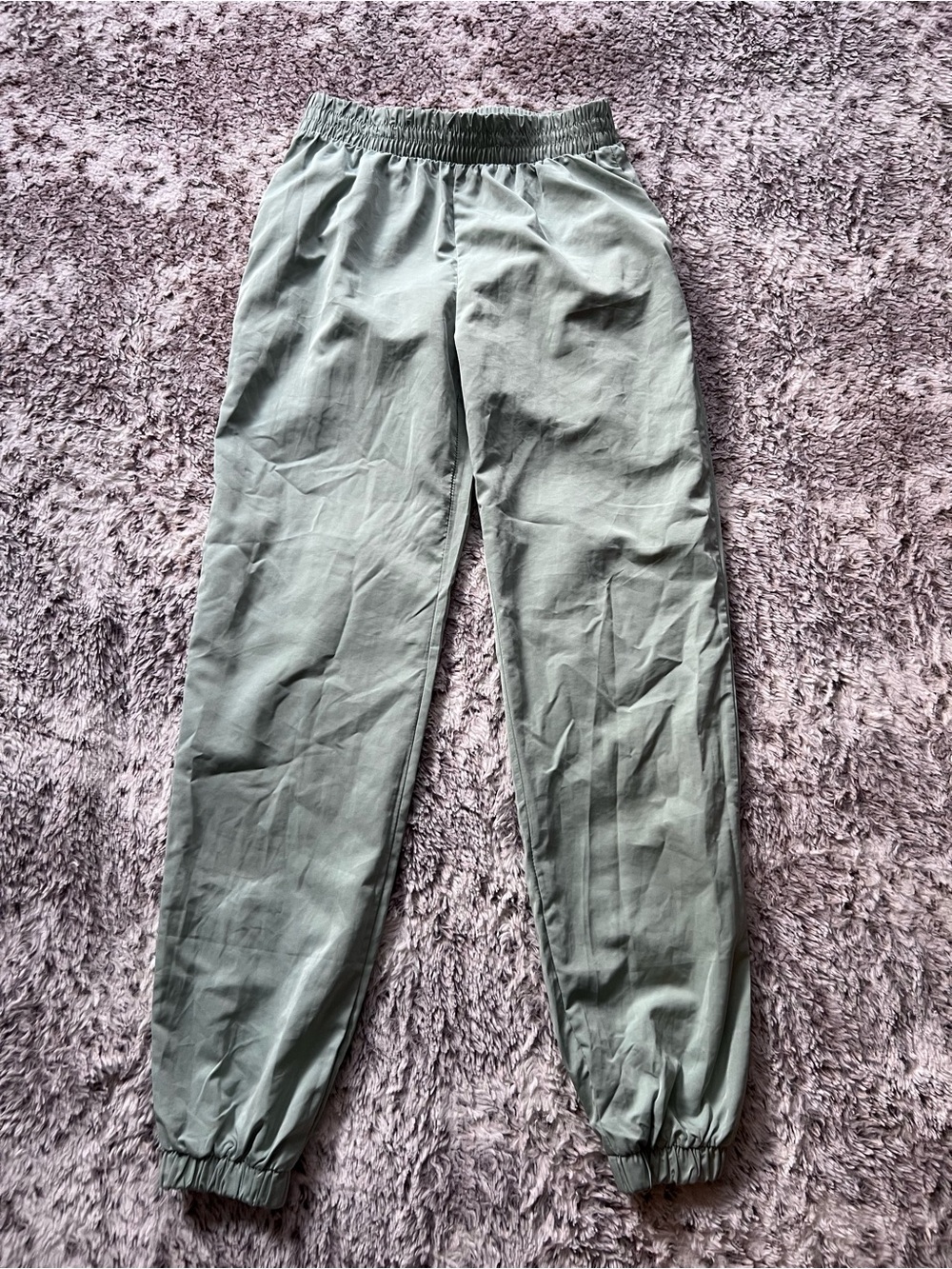 Fashion Nova Sage Green Lightweight Nylon Jogger Pants XS Stretch Athleisure